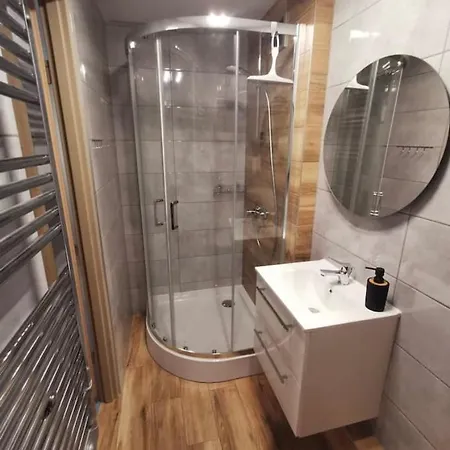 Położony U Podnóża Gór Bardzkich *