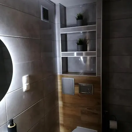 Polozony U Podnoza Gor Bardzkich